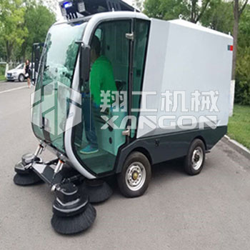 XLS-2100電動掃路車