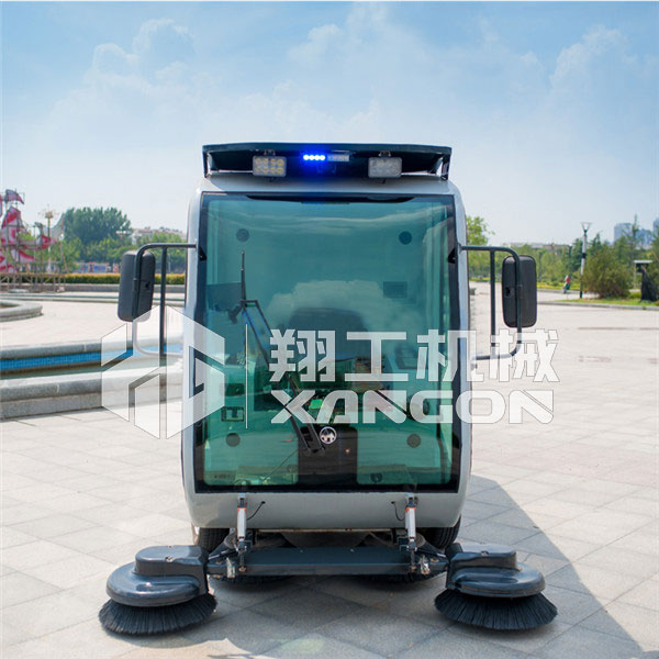 電動環衛掃路車